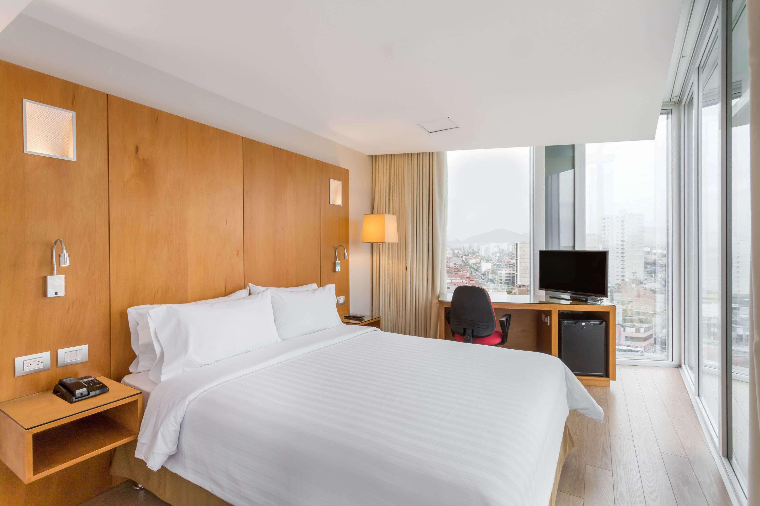 Ramada Encore By Wyndham Lima San Isidro Eksteriør billede