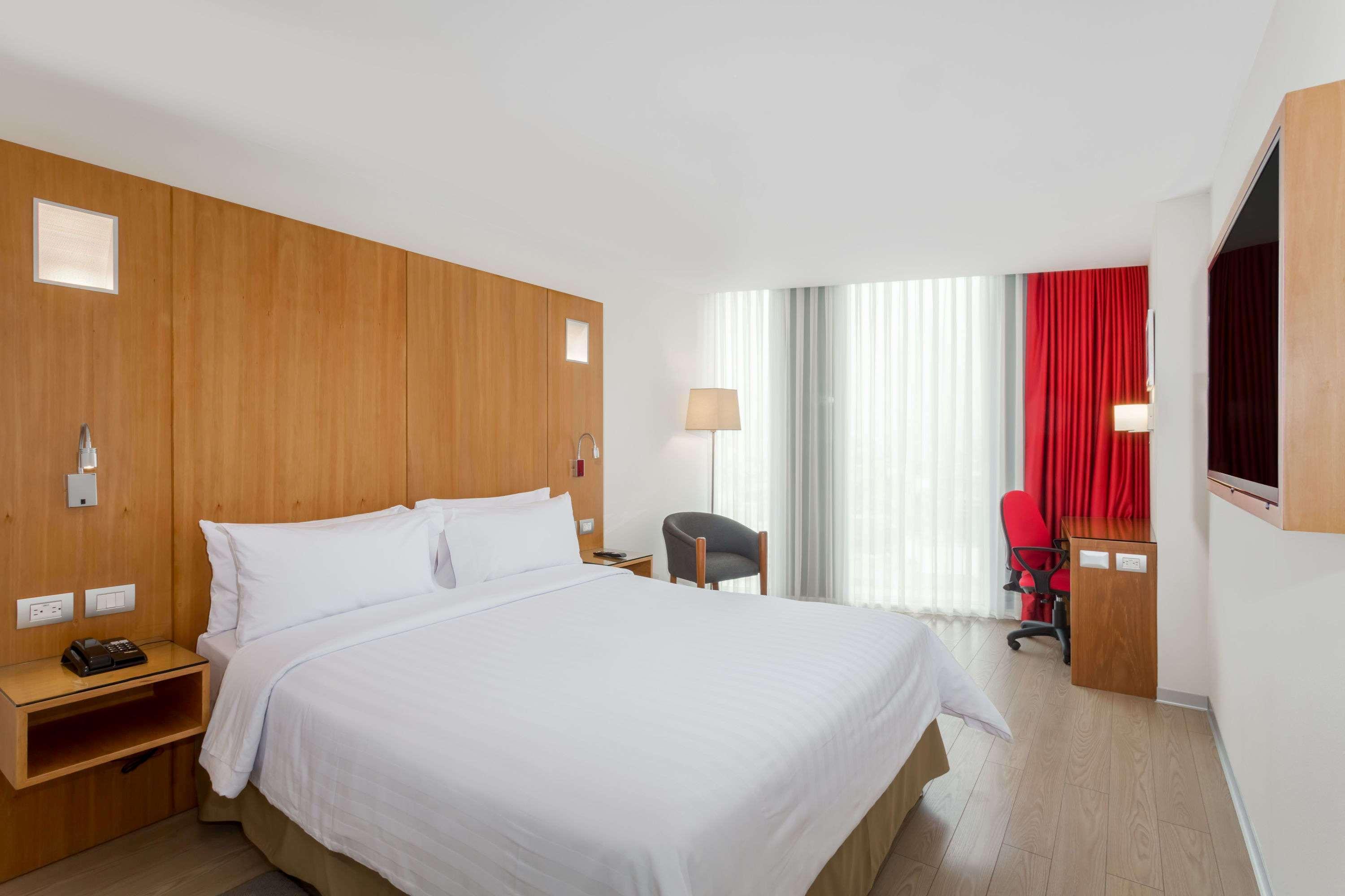 Ramada Encore By Wyndham Lima San Isidro Eksteriør billede