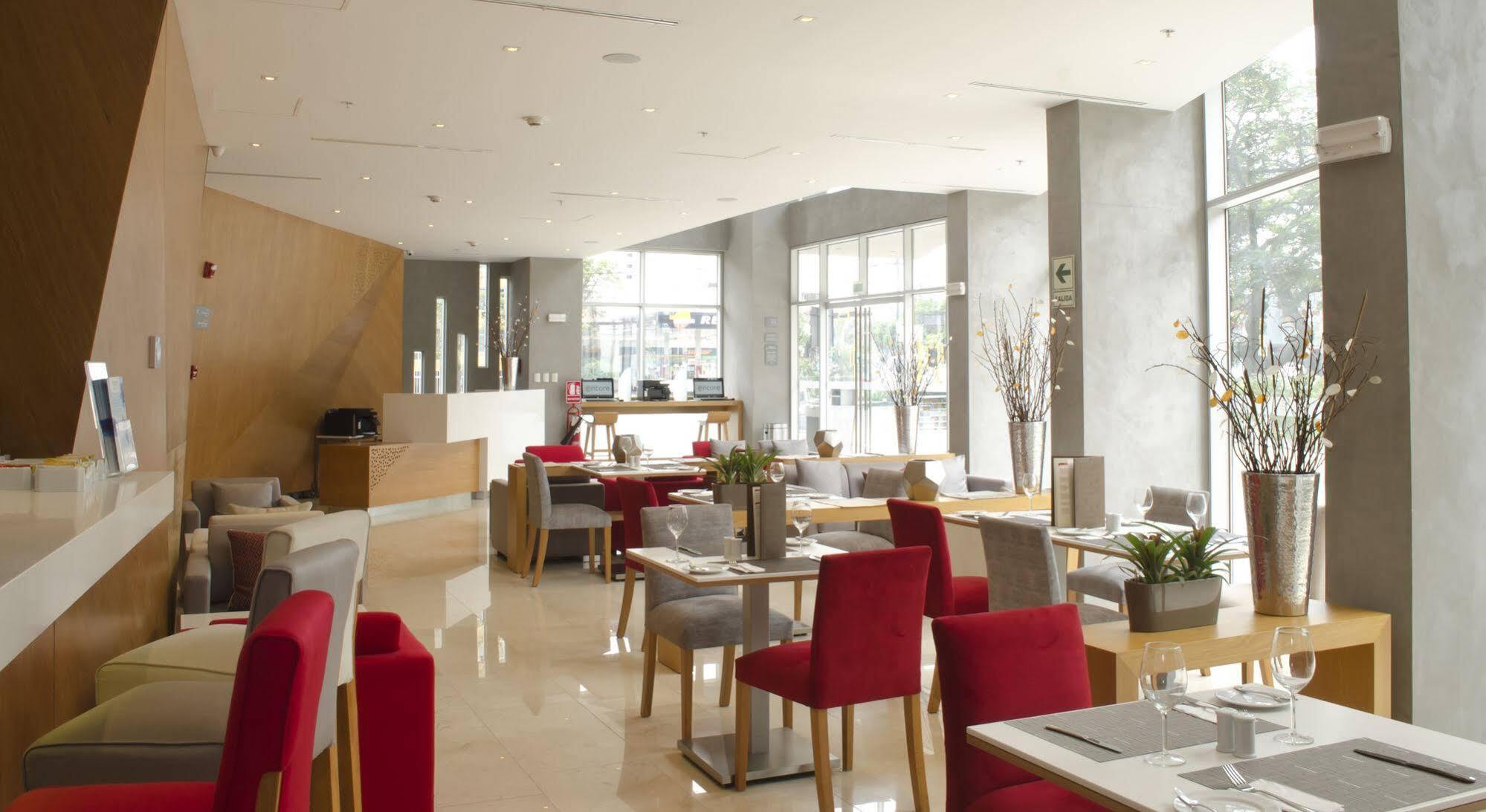 Ramada Encore By Wyndham Lima San Isidro Eksteriør billede